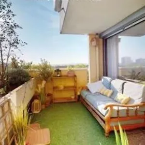 appartement-3-venissieux.hotels-rhonealpes.com/